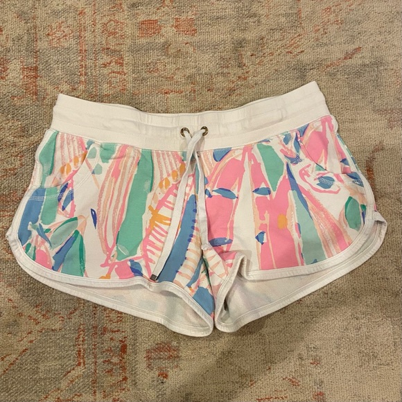 Lilly Pulitzer Chrissy Beach Casual Shorts, Small - Picture 2 of 4